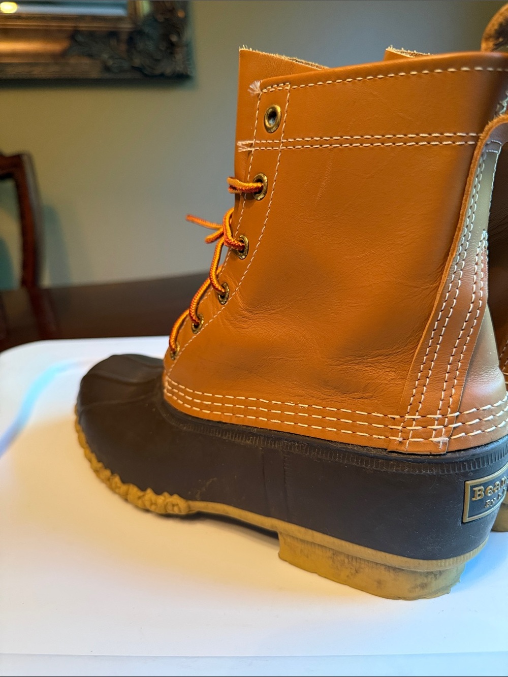 VINTAGE LL BEAN WOMEN'S TAN LEATHER LACE UP DUCK BOOTS, MADE IN USA, SIZE 8 M - Picture 9 of 10